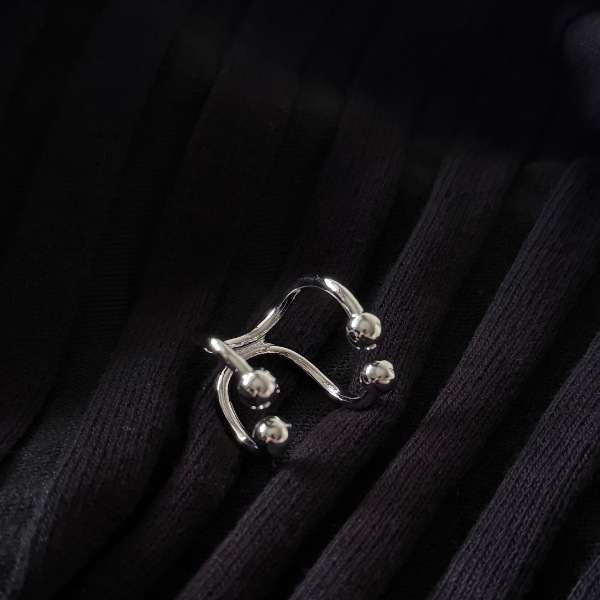 Dara Double Sphere Ring