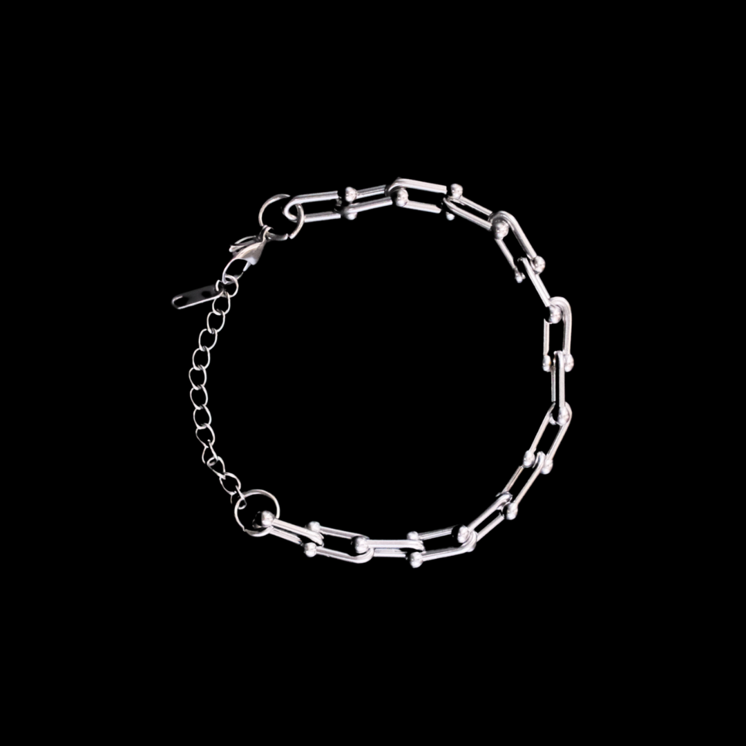 Arya Chained Bracelet