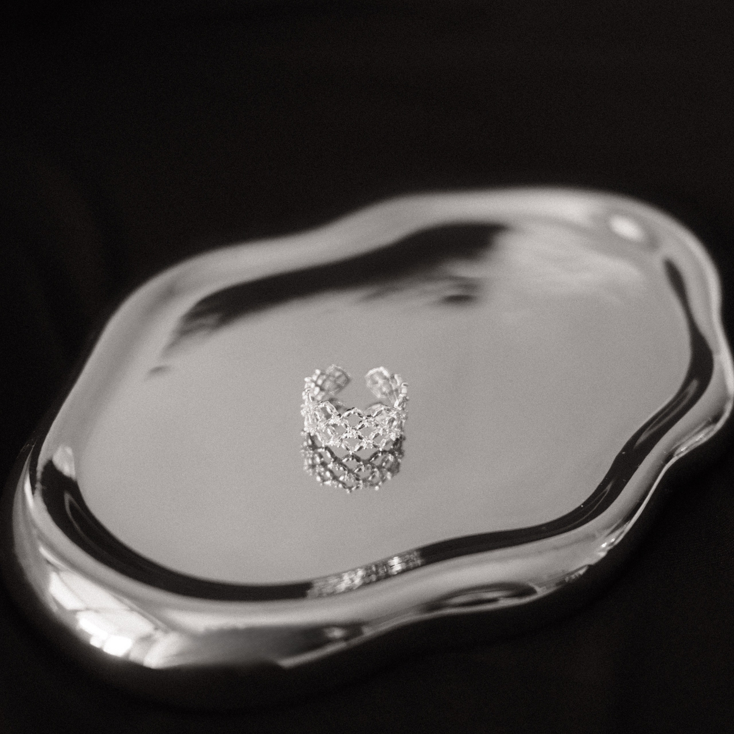 Dahlia Lattice Ring