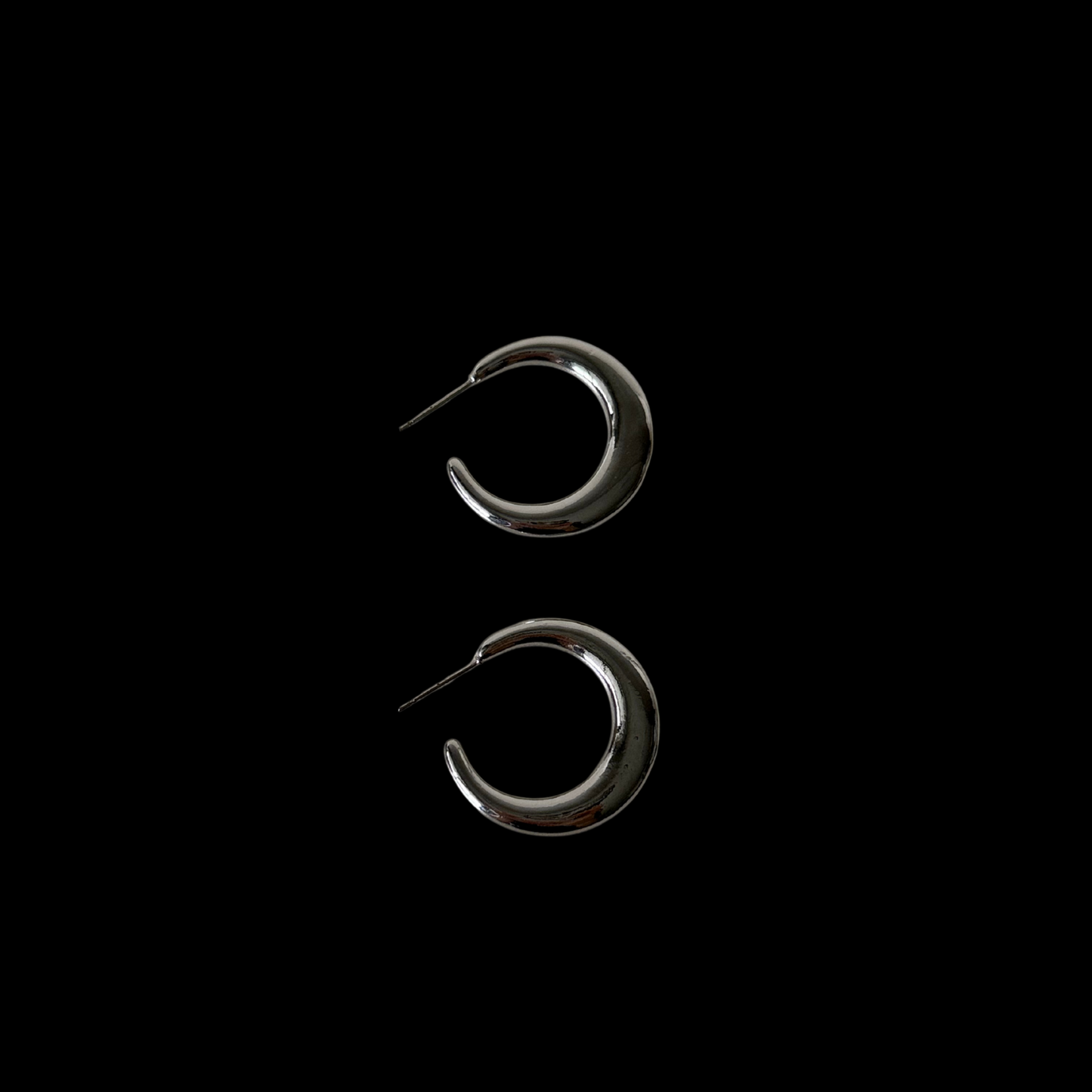 Clarice Classic Hoop Earrings