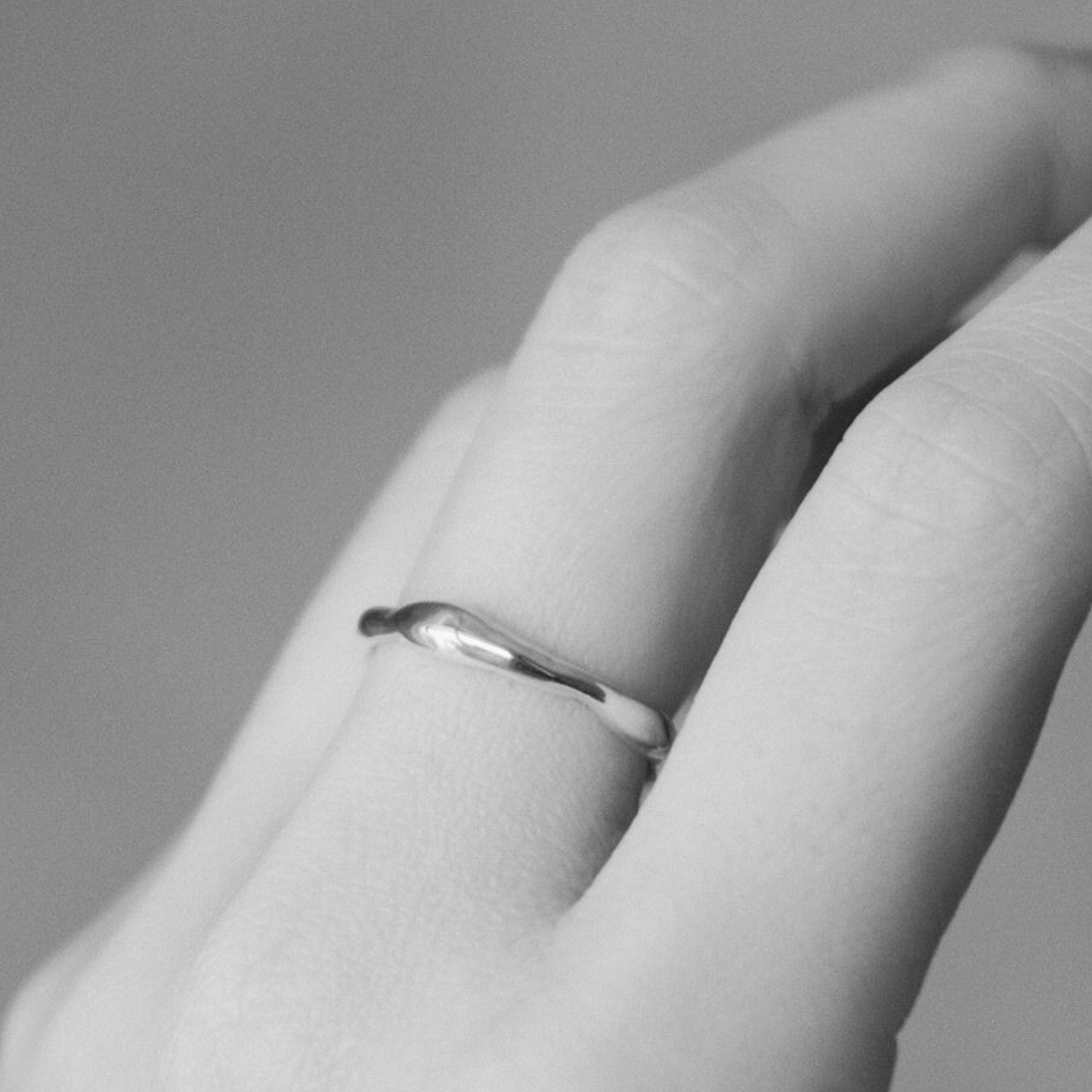 Dayla Fluid Ring