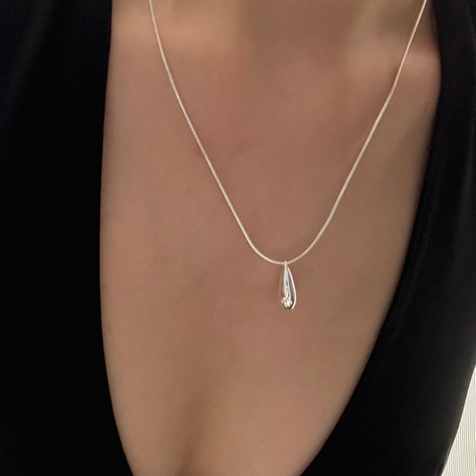 Bridget Teardrop Necklace